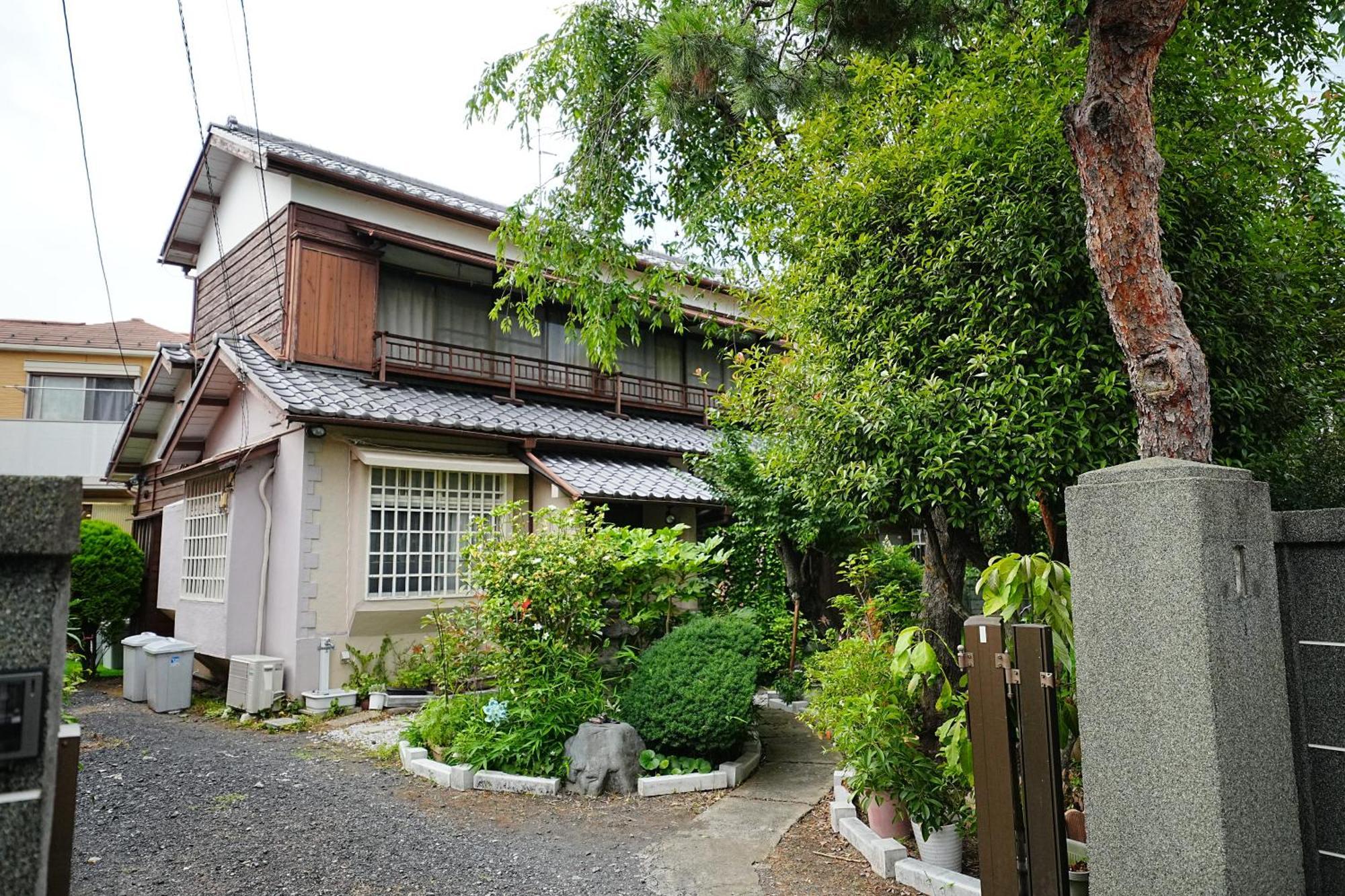 Family Or Business Travel 20 Percent Off丨200 Sqm 丨 14 Min To Shinjuku 丨century-Old Japanese Garden 丨3 Parking Spaces丨4 Bedrooms 東京都 エクステリア 写真
